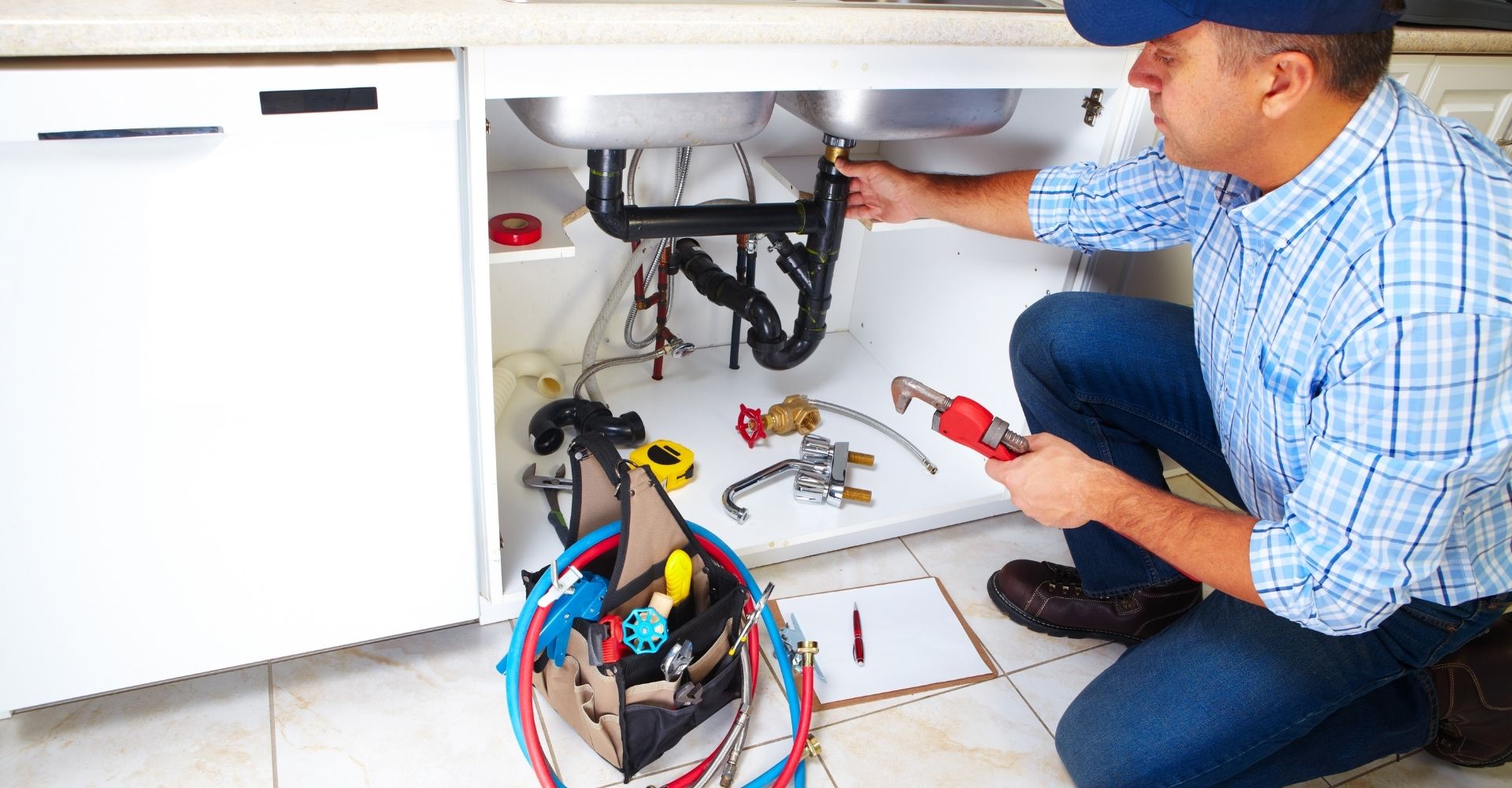 The Hidden Dangers of DIY Plumbing: Why It’s Best to Leave It to the Pros